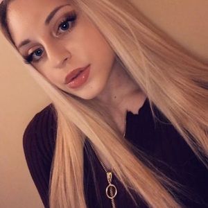 Meet your Posher, Alexa